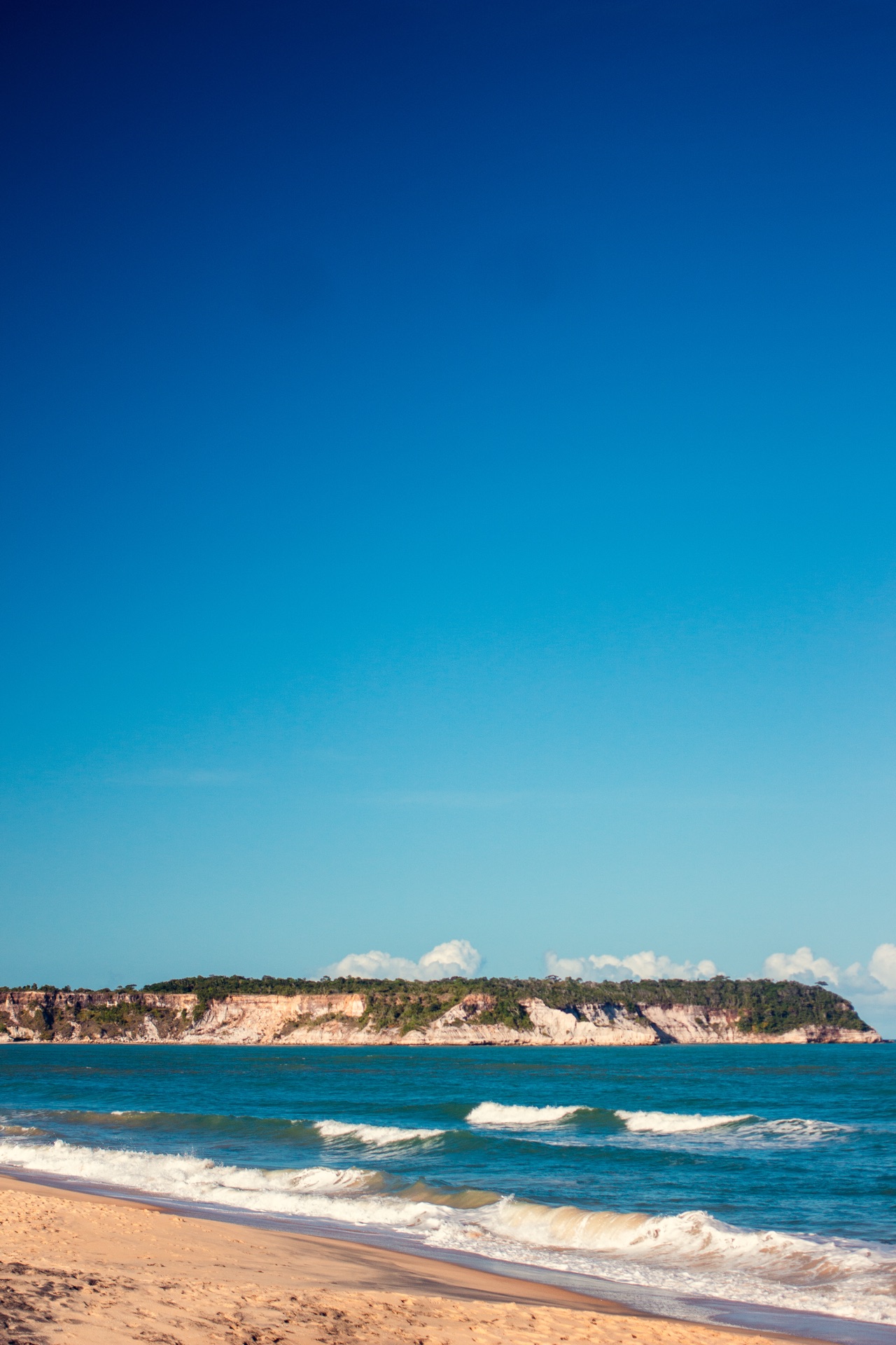 Falésias de Caraíva ao mar